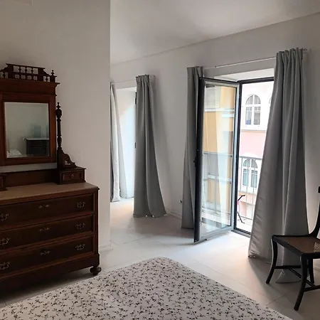 Blue House - Santa Marta Ii Homestay szállás Lisboa